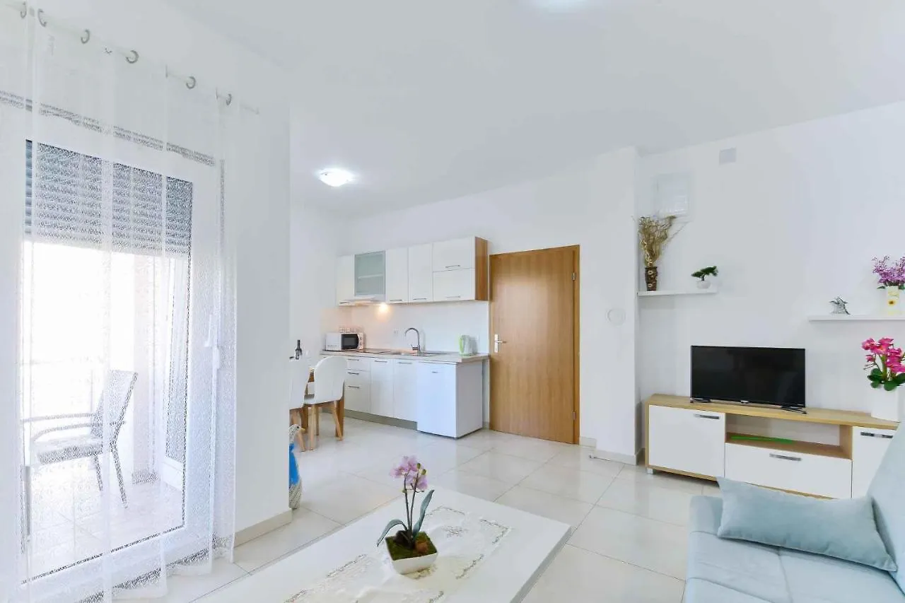 Apartments In Vir/Insel Vir 34946 0*,