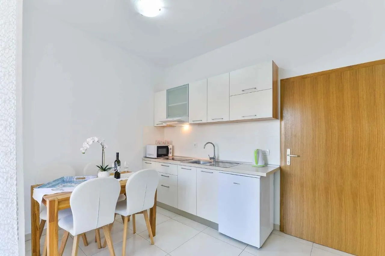 Apartments In Vir/Insel Vir 34946 Croatia