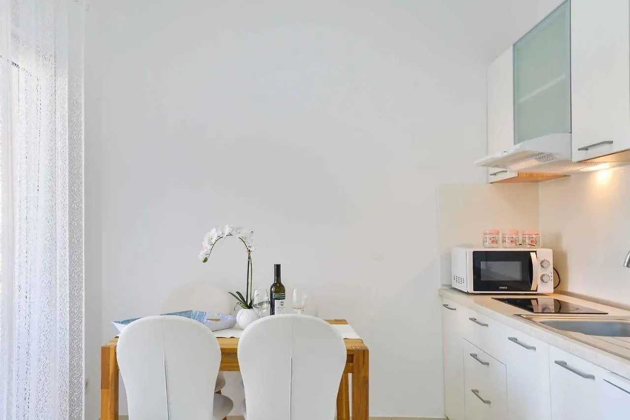 Apartments In Vir/Insel Vir 34946