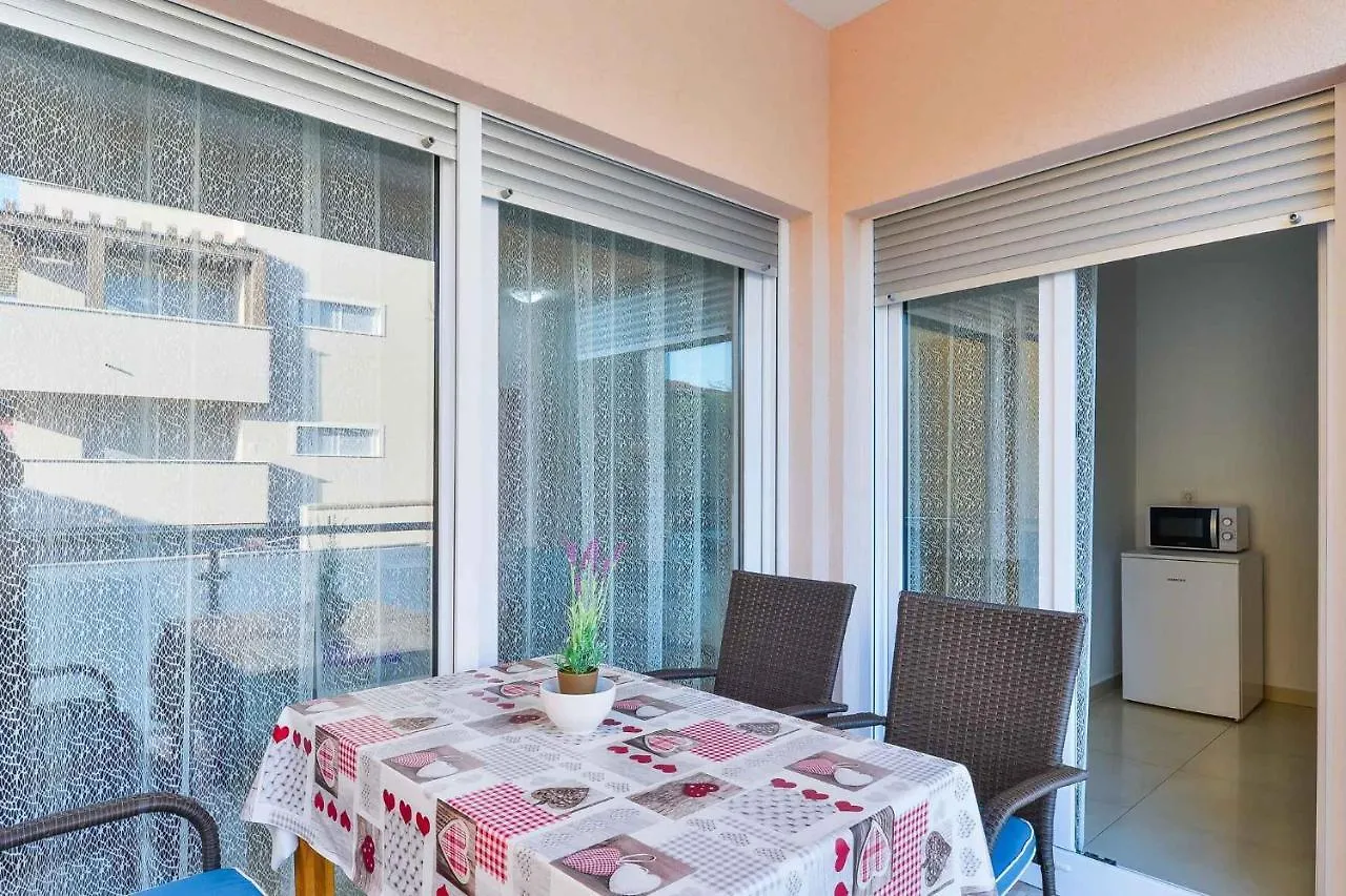 Apartments In Vir/Insel Vir 34946 0*,